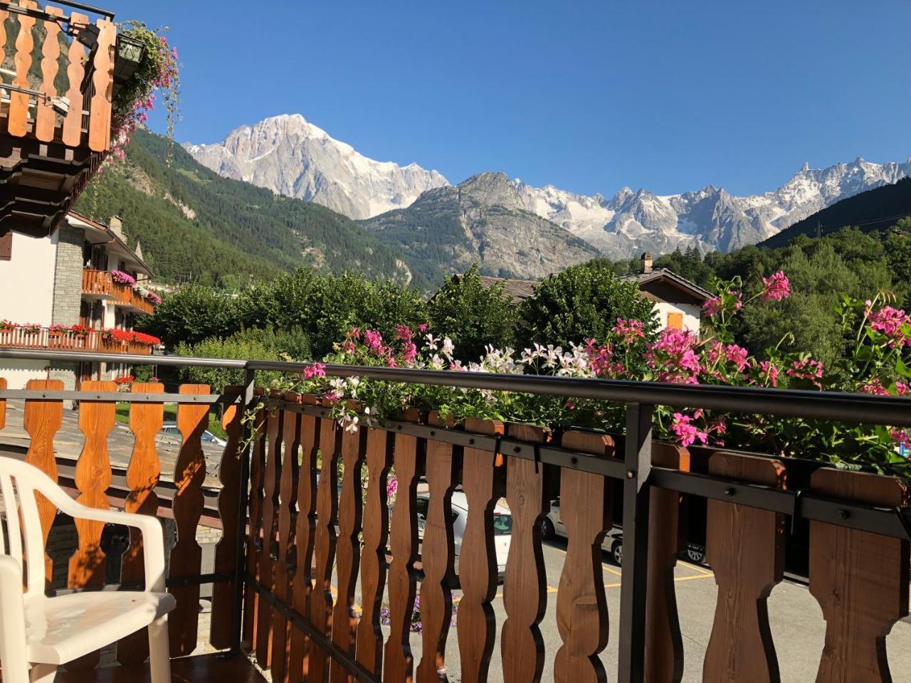Hotel Edelweiss Pré-Saint-Didier Zewnętrze zdjęcie